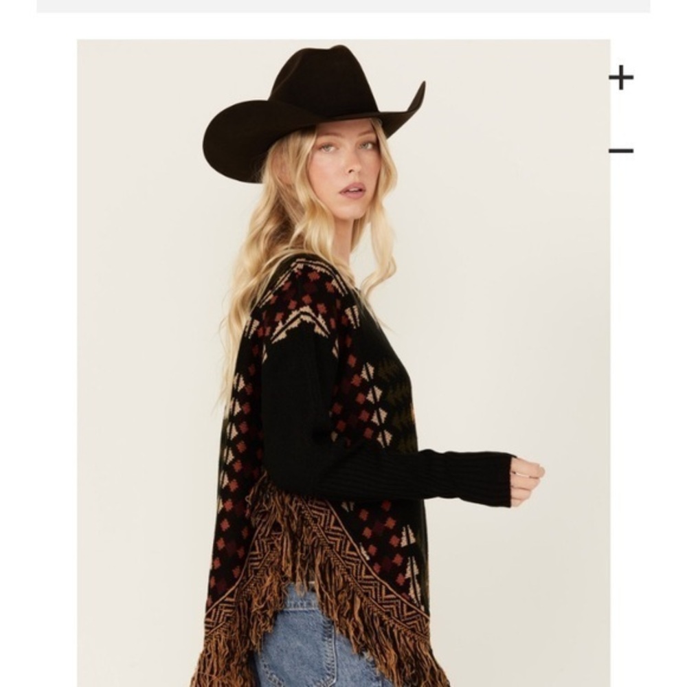 Cotton & Rye Outfitters Poncho Sweater Black Southwest Aztec Cape Sz L Fringe - Picture 2 of 10